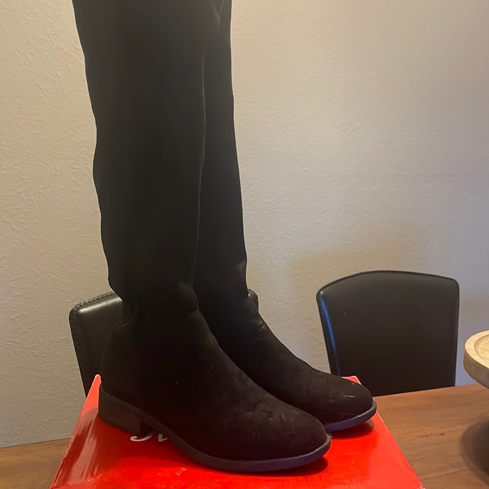 All Black Boots. Come Up Below Knee